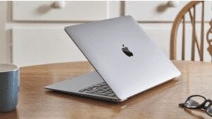 a photo of an apple macbook laptop